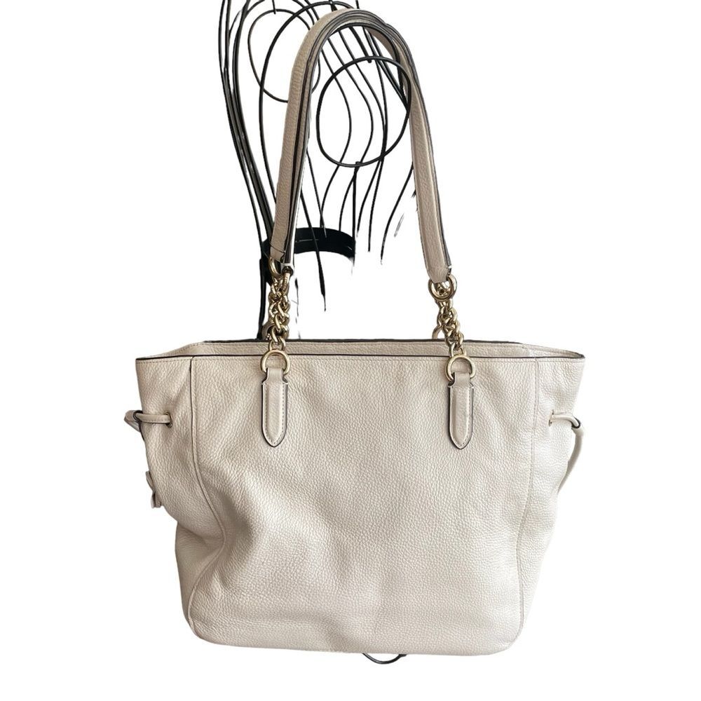 COACH ELLE LEATHER CHAIN TOTE SHOULDER BAG 72650 WHITE CHALK PEBBLE PURSE - Picture 2 of 13